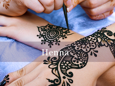 Henna If you are looking for henna tattoos for parties and bridal events look no further. Our henna is 100% natural with a deep stain, and contains no black henna/dyes etc.  Henna is best applied up to 48 hours prior to the event to allow the natural stain to develop to its deepest. 